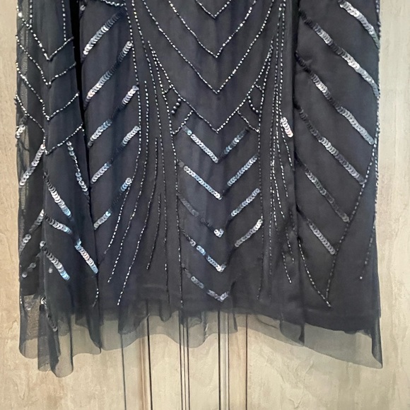 Adrianna Papell Beaded Gown Size 4 NWT - Picture 6 of 11